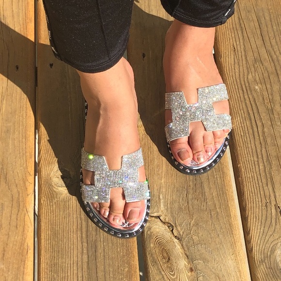 Sandals - Picture 3 of 4